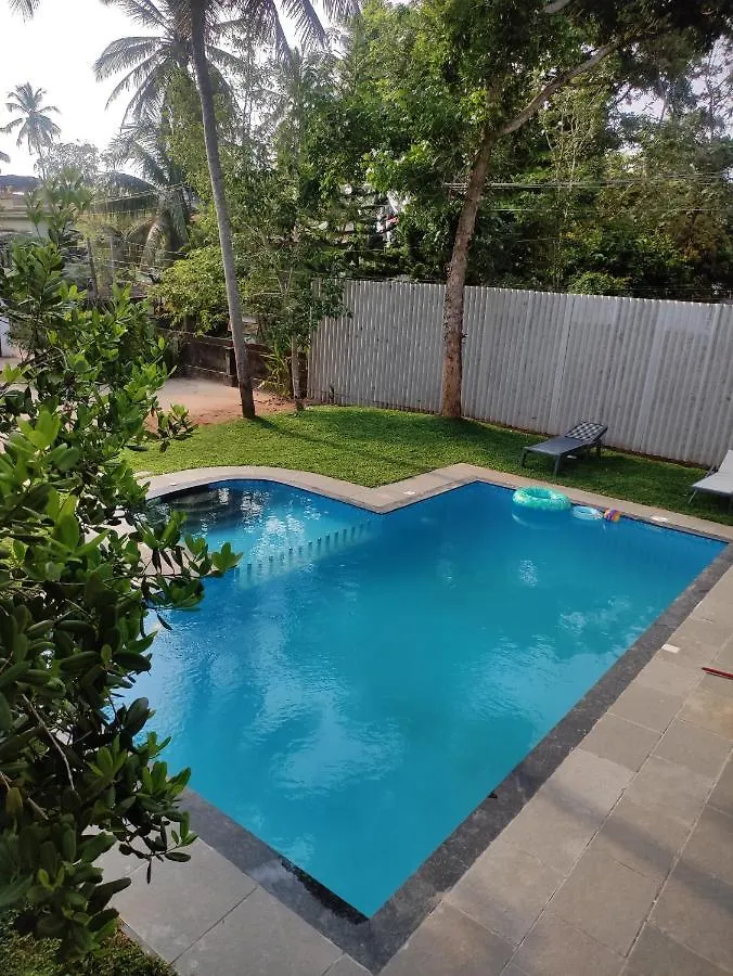 Shalom Villa コージコード ホームステイ